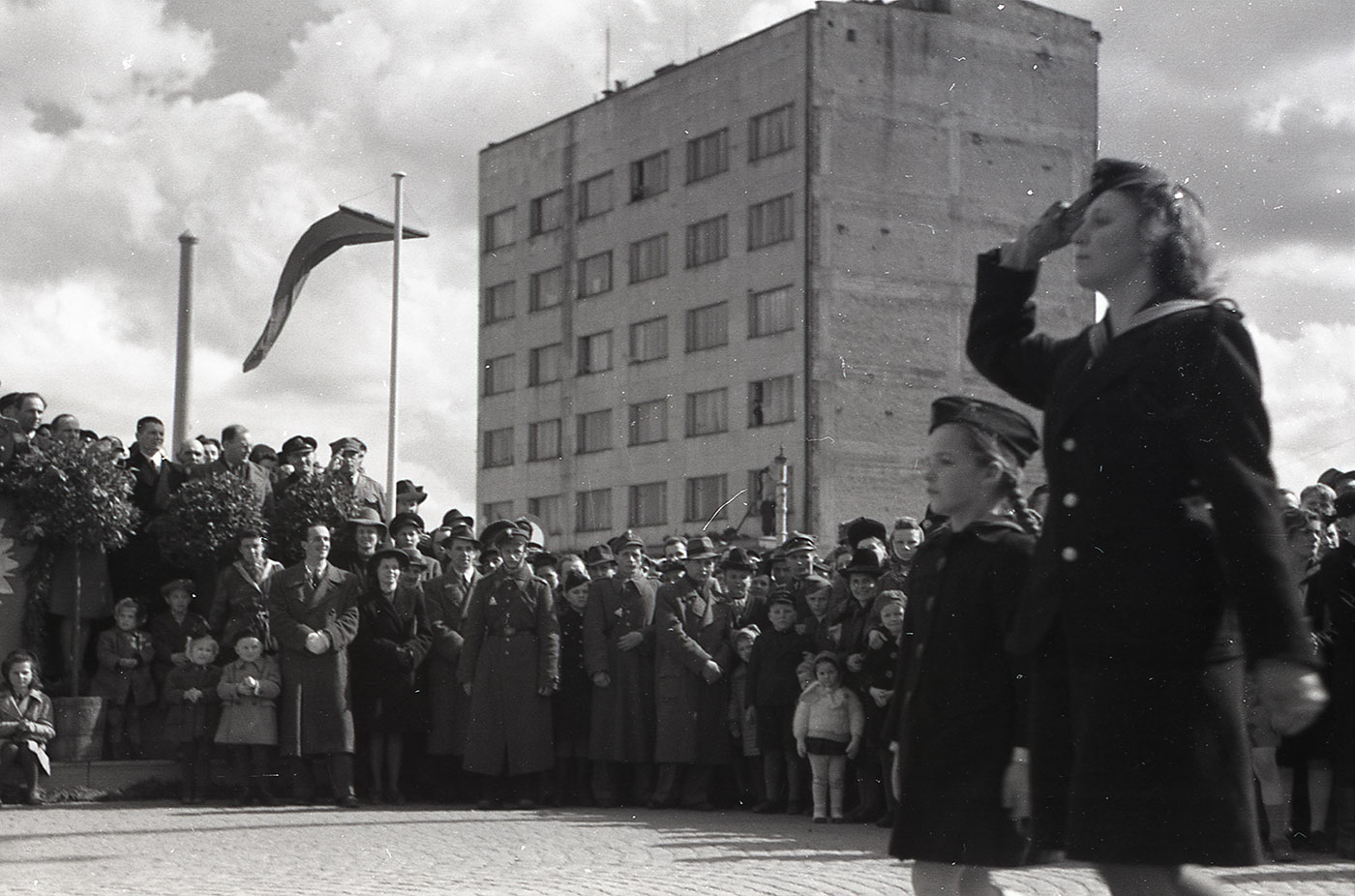 Fotografia historyczna prezentująca obchody Wyzwolenia Gdyni